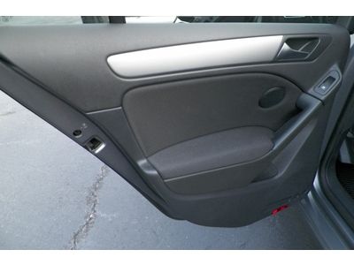 VW GOLF TDI 1 OWNER GEOGIA OWNED STILL UNDER WARRANTY ONLY 21K MILES NO RESERVE, image 43