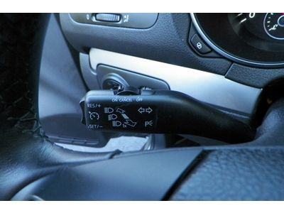 VW GOLF TDI 1 OWNER GEOGIA OWNED STILL UNDER WARRANTY ONLY 21K MILES NO RESERVE, image 62