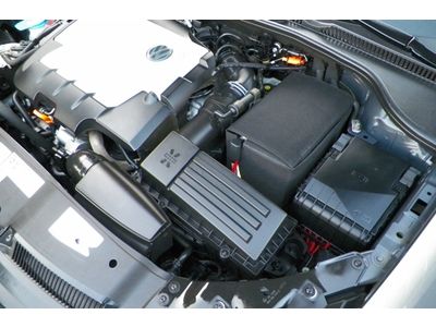 VW GOLF TDI 1 OWNER GEOGIA OWNED STILL UNDER WARRANTY ONLY 21K MILES NO RESERVE, image 91