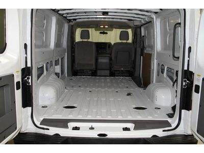 4.0L CD RWD Cargo Van Low Miles White, image 9
