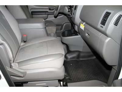 4.0L CD RWD Cargo Van Low Miles White, image 14