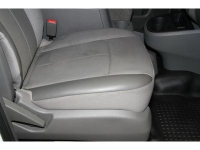 4.0L CD RWD Cargo Van Low Miles White, image 15