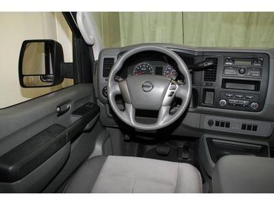 4.0L CD RWD Cargo Van Low Miles White, image 20
