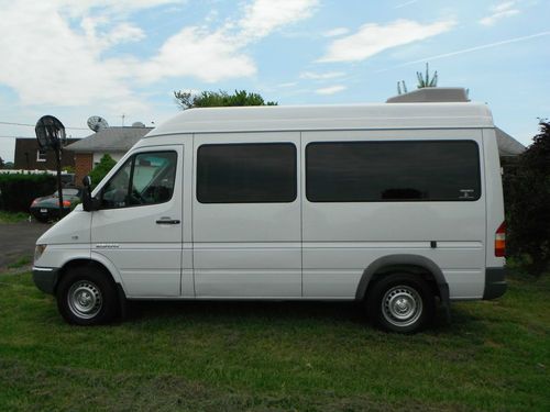 2005 Dodge Sprinter 2500 handicap lift 11 Passenger Van 3-Door 2.7L no rezerve!!, image 9
