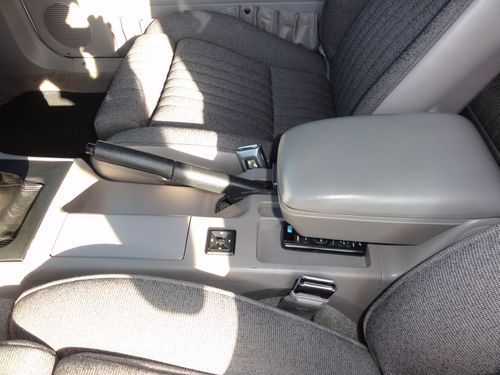 1990 36K Mustang 5 Speed 5.0 Clean as they Come!, image 3