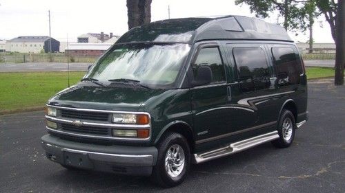 2002 chevrolet conversion van! bank repo! absolute auction! no reserve!