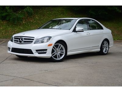 Clean carfax!! 2013 c250 sport, gps nav, sat radio,  back up camera, loaded!!