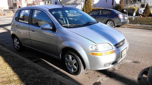 2006 chevrolet aveo ls hatchback 4-door 1.6l