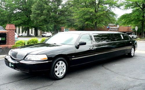 2009 -1 owner! 120 inch super stretch royale limo! every option! $99 no reserve!