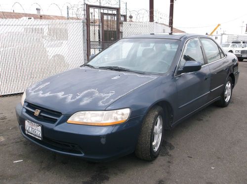 2000 honda accord, no reserve