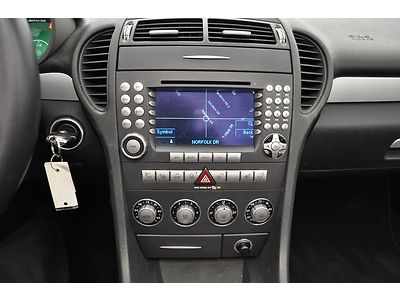 SLK 55 AMG WITH NAVIGATION / HEATED SEATS / CLEAN CARFAX - NO RESERVE, image 25