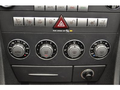 SLK 55 AMG WITH NAVIGATION / HEATED SEATS / CLEAN CARFAX - NO RESERVE, image 27