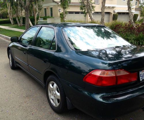 2000 honda accord ex-v6 leather 4 door - 2nd owner - runs perfect - no reserve!