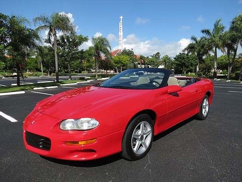 Super nice 2001 camaro convertible  - must see