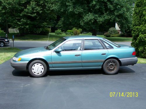 1992 ford taurus gl sedan 4-door 3.0l