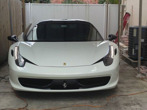 2010 Ferrari 458 Italia, US $233,000.00, image 2