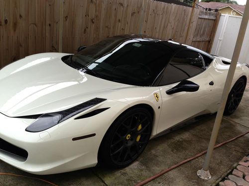 2010 Ferrari 458 Italia, US $233,000.00, image 4