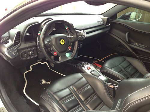 2010 Ferrari 458 Italia, US $233,000.00, image 7