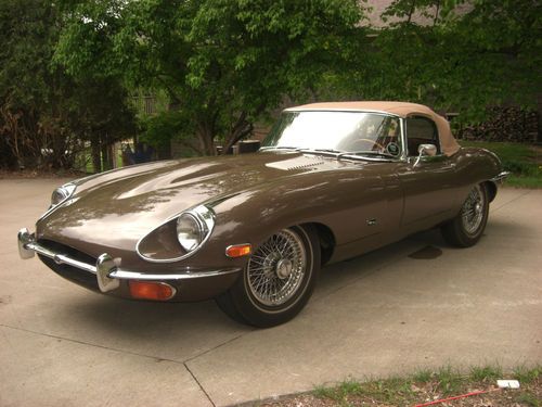 Classic 1970 jaguar xke.
