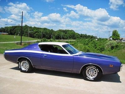 1971 PURPLE DODGE CHARGER, image 2