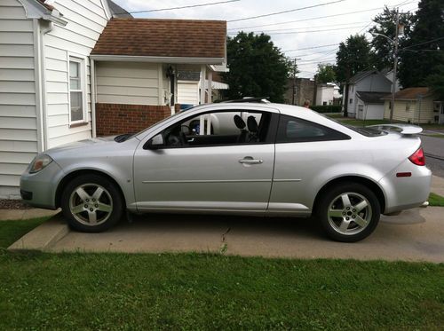 2007 pontiac g5 base coupe 2-door 2.2l