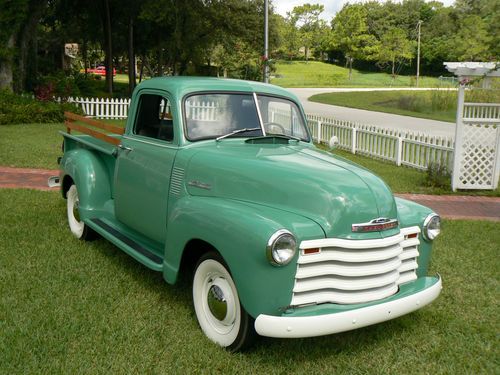 1952 Chevrolet 3100 Stake Side Farm Truck FULLY RESTORED, image 2