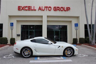 2010 ferrari 599 very rare color combination white with saddle !!