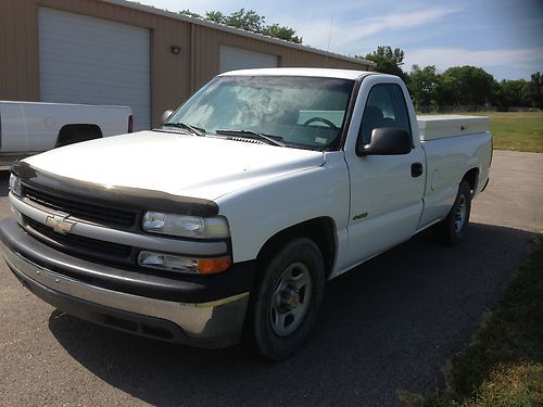 2001 chevrolet silverado 1500 base standard cab pickup 2-door 4.3l