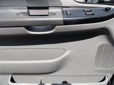 XLT Sd 6.8L Multi CD Player Dual Air Bags ABS Anti-Lock Brakes Tow Package Clock, image 17