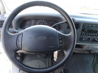 XLT Sd 6.8L Multi CD Player Dual Air Bags ABS Anti-Lock Brakes Tow Package Clock, image 26