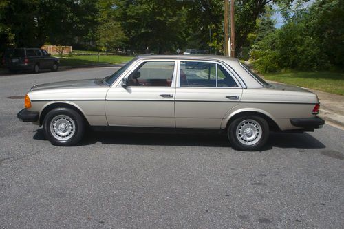 1985 mercedes-benz 300d turbo w123