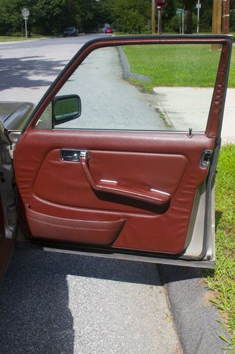 1985 Mercedes-Benz 300D Turbo w123, image 7