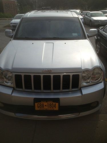 2006 jeep grand cherokee srt8 sport utility 4-door 6.1l