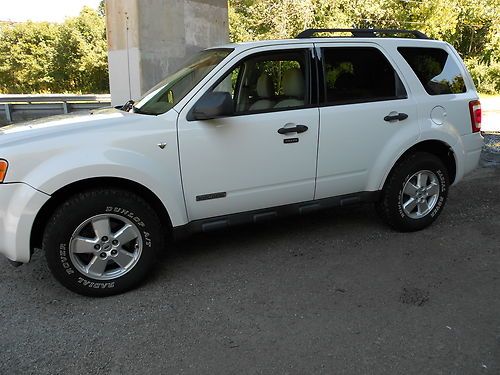 2008 ford escape ext  great suv  must see!!!