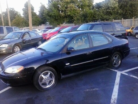 2003 Ford Taurus SEL Sedan 4-Door 3.0L, image 2