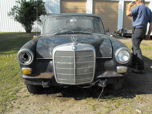 1965 mercedes benz  190d