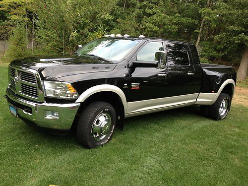 Dodge ram 3500 mega cab diesel dually laramie nav 4x4 cummins rear ent  loaded