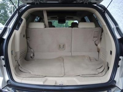 AWD 4dr Leat SUV 3.6L CD Power Windows Power Door Locks Tilt Wheel AM/FM Stereo, image 11