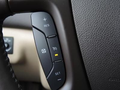 AWD 4dr Leat SUV 3.6L CD Power Windows Power Door Locks Tilt Wheel AM/FM Stereo, image 22