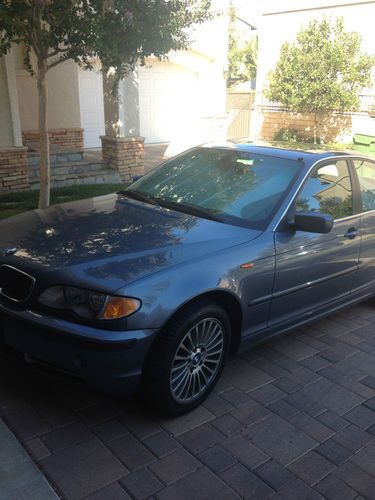 2002 bmw 330xi base sedan 4-door 3.0l