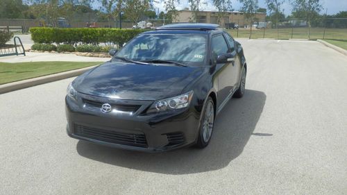 2011 scion tc. 3k miles automatic. spoiler. rims. runroof. alpine. free shipping