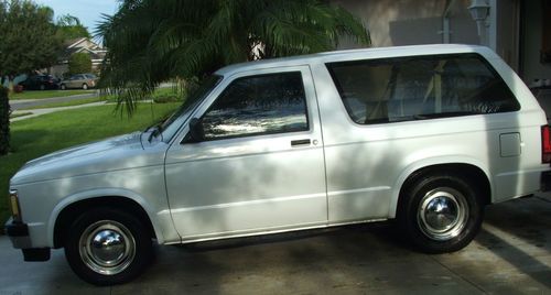 1992 chevrolet s10 blazer base sport utility 2-door 4.3l