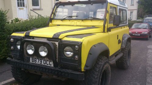 1985 land rover defender 90 diesel-shipping service