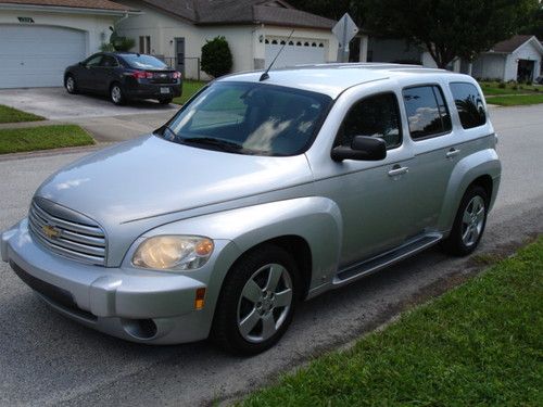 2009 chevy hhr ls highway miles, retired sales rep's car..always well maintained