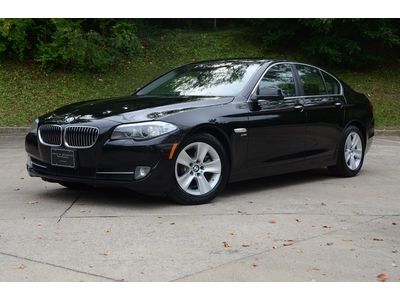 Clean carfax!! 2012 bmw 528i xdrive, adaptive xenon headlights, awd,  32mpg!!