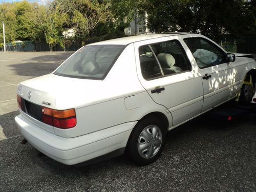 1998 WV JETTA TDI NO RESERVE, image 3