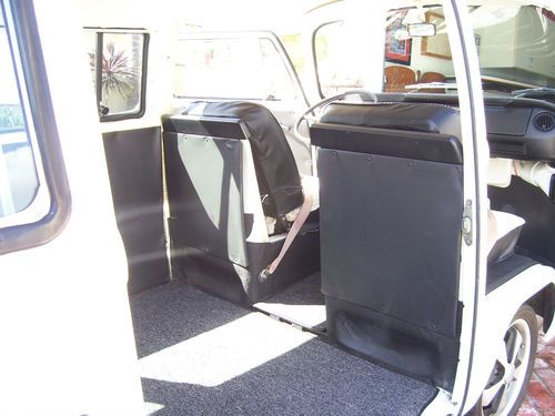 1974 Volkswagen Bus Bay Window, image 5