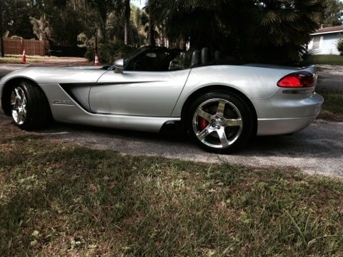 2010 dodge viper srt-10 convertible | 12k miles | head turner | mint condition