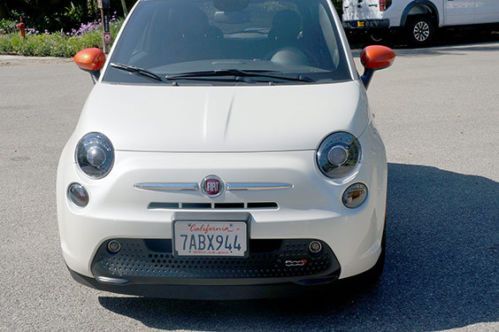 2013 ELECTRIC FIAT500e Personalized by Barbra Streisand: Proceeds Benefit MPTF, image 5