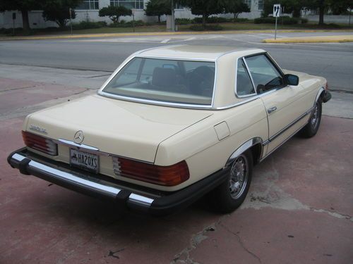 1984 Mercedes-Benz 380SL Base Convertible 2-Door 3.8L, image 4
